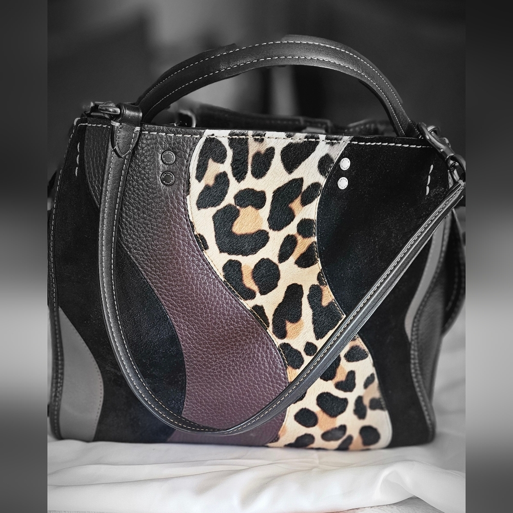 EUC RARE COACH ROGUE